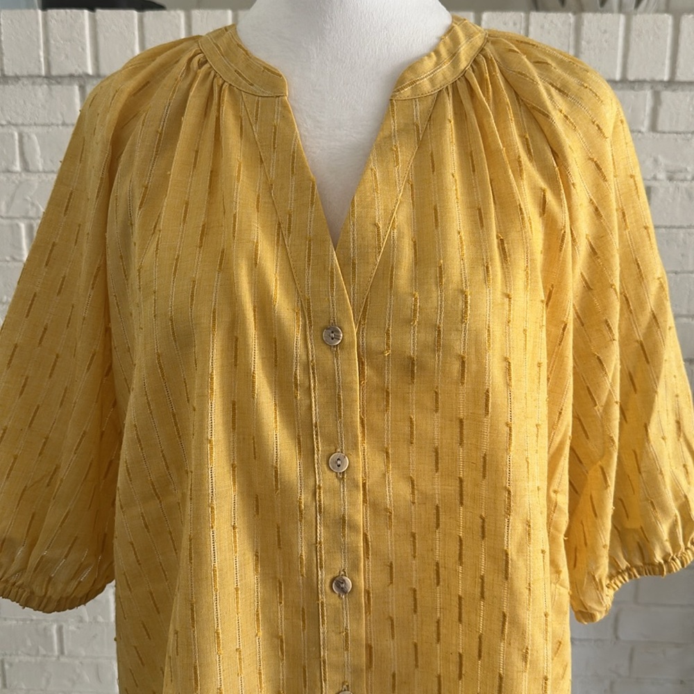 Universal Thread Mustard Button-Up Blouse